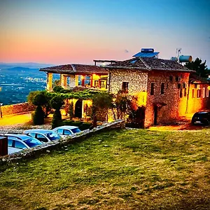 guesthouse-kris.albaniahotels.org/